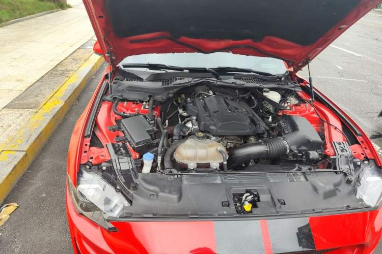 Used Ford Mustang 2020 2.3L EcoBoost Engine Bay Right