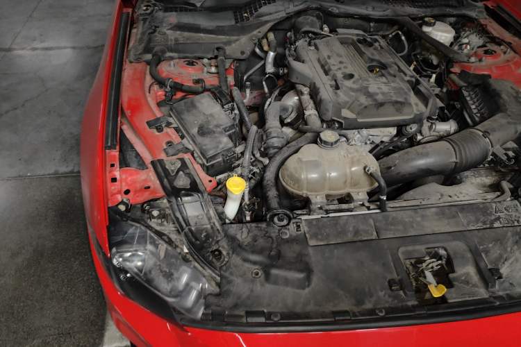 Used Ford Mustang 2020 2.3L EcoBoost Engine Bay Right