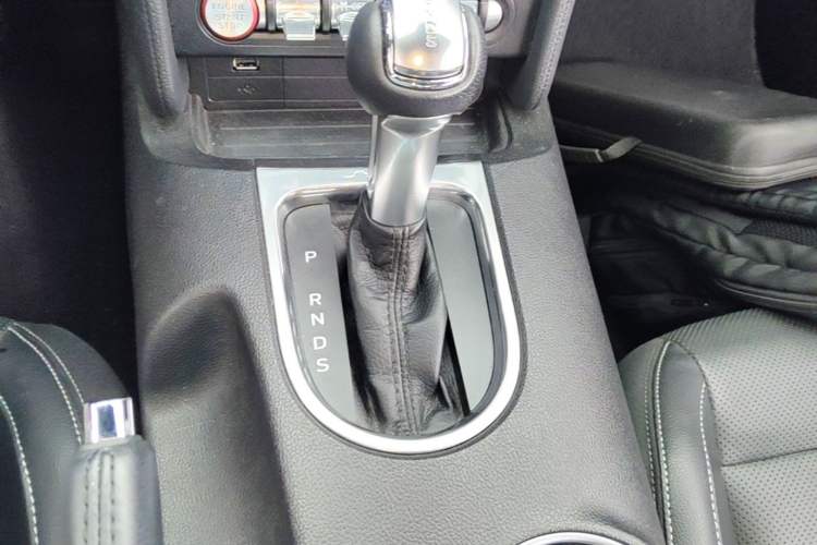 Used Ford Mustang 2020 2.3L EcoBoost Gear Lever