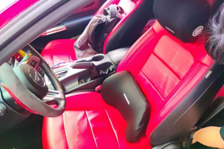 Used Ford Mustang 2020 2.3L EcoBoost Obsidian Phantom Special Edition Left Front Seat