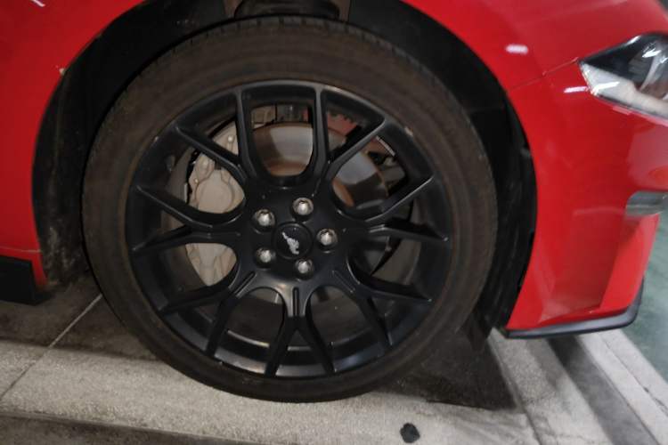 Used Ford Mustang 2020 2.3L EcoBoost Right Front Wheel Hub