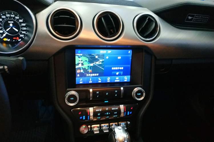 Used Ford Mustang 2020 2.3L EcoBoost Audio And AC Panel