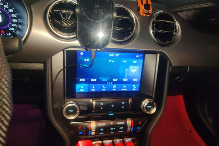Used Ford Mustang 2020 2.3L EcoBoost Audio And AC Panel