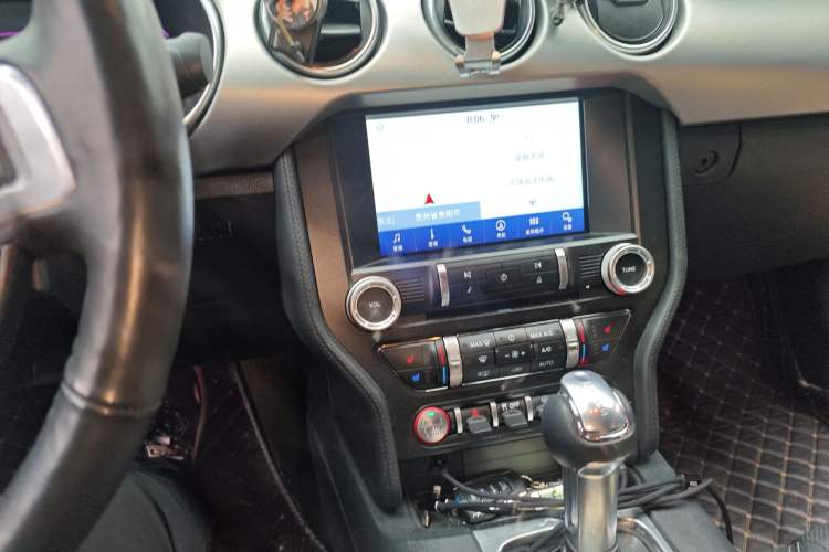 Used Ford Mustang 2020 2.3L EcoBoost Audio And AC Panel