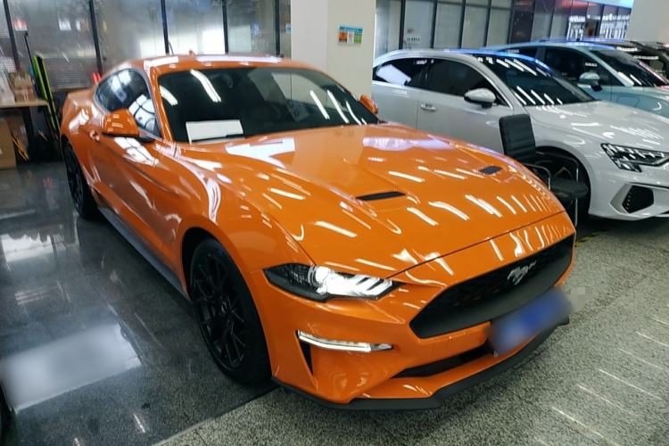 Used Ford Mustang 2020 2.3L EcoBoost Front Right 45 Deg