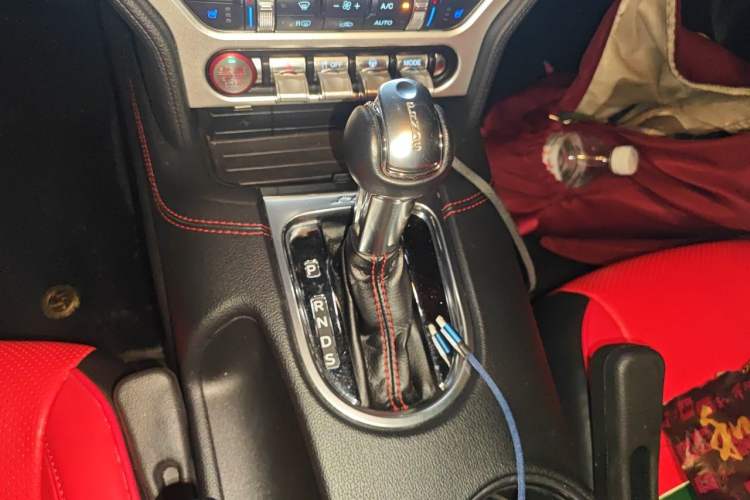 Used Ford Mustang 2020 2.3L EcoBoost Gear Lever