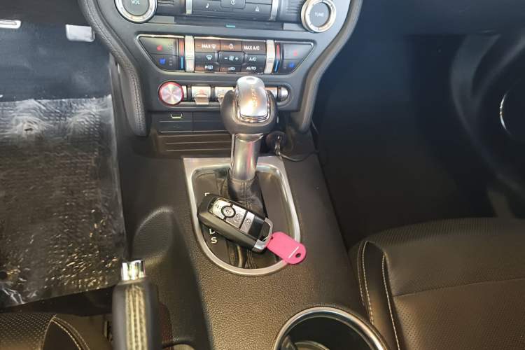 Used Ford Mustang 2020 2.3L EcoBoost Gear Lever