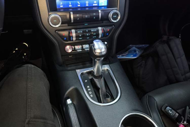 Used Ford Mustang 2020 2.3L EcoBoost Gear Lever