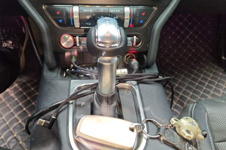 Used Ford Mustang 2020 2.3L EcoBoost Gear Lever