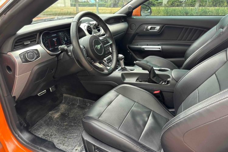 Used Ford Mustang 2020 2.3L EcoBoost Interior 13