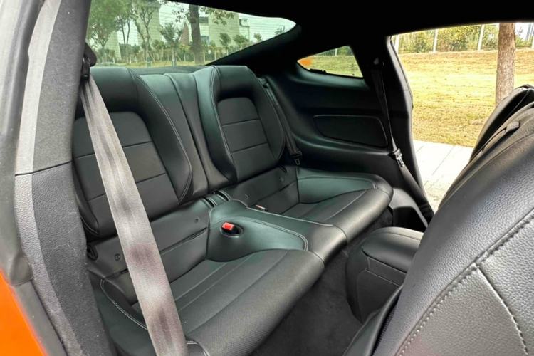 Used Ford Mustang 2020 2.3L EcoBoost Interior 4
