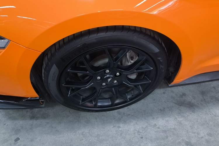 Used Ford Mustang 2020 2.3L EcoBoost Left Front Wheel Hub