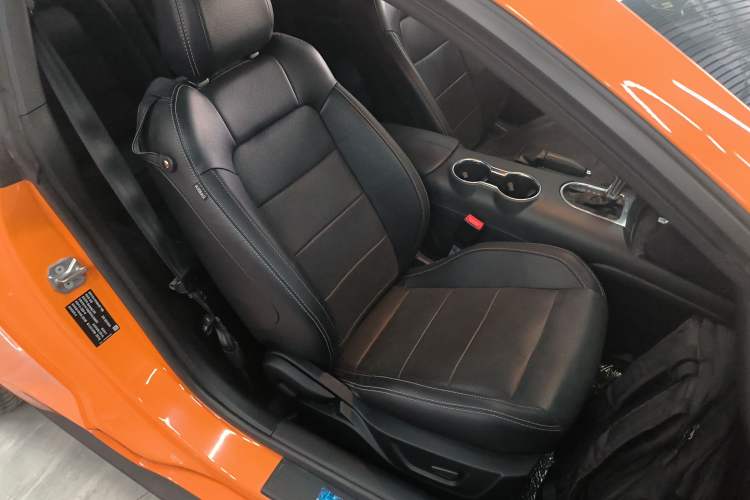 Used Ford Mustang 2020 2.3L EcoBoost Right Front Seat