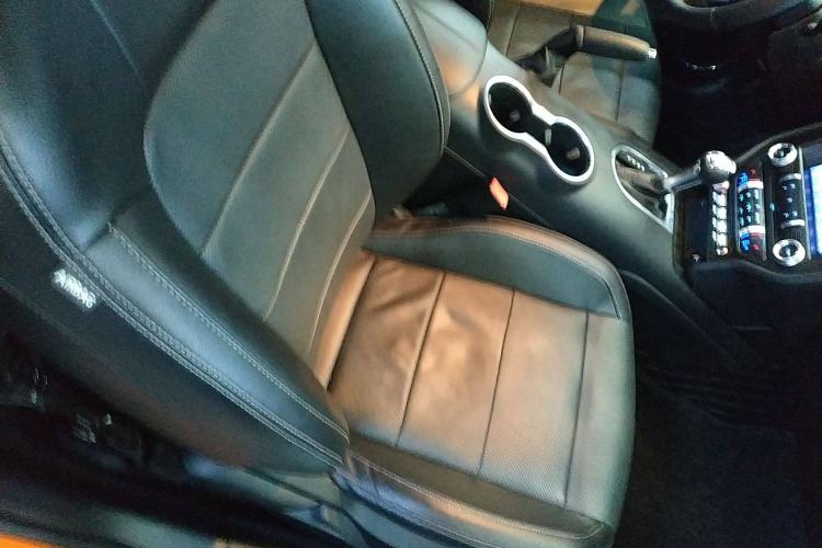 Used Ford Mustang 2020 2.3L EcoBoost Right Front Seat