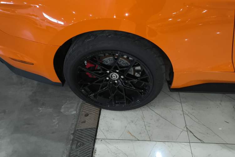 Used Ford Mustang 2020 2.3L EcoBoost Right Rear Wheel Hub