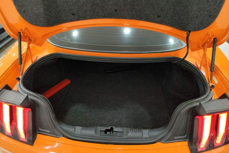 Used Ford Mustang 2020 2.3L EcoBoost Trunk