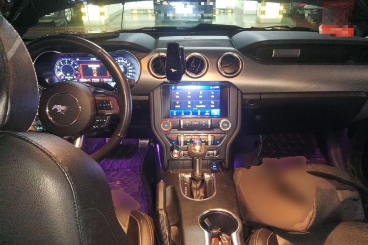 Used Ford Mustang 2021 2.3T EcoBoost Center Console
