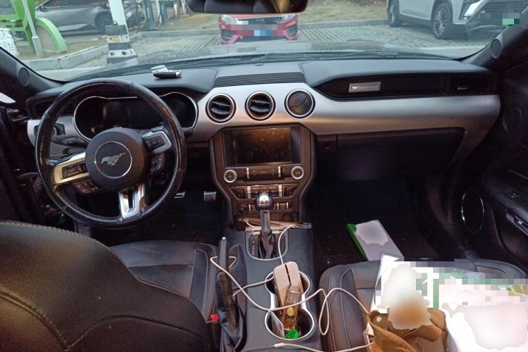 Used Ford Mustang 2021 2.3T EcoBoost Center Console