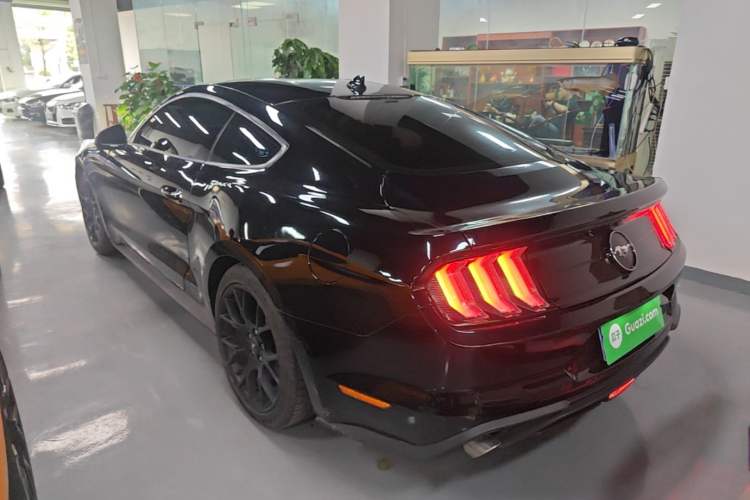 Used Ford Mustang 2021 2.3T EcoBoost Exterior 2