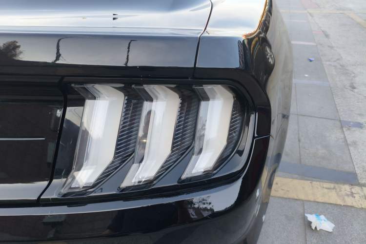 Used Ford Mustang 2021 2.3T EcoBoost Exterior 3