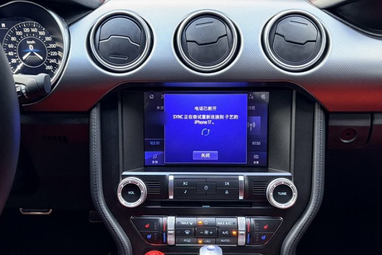 Used Ford Mustang 2021 2.3T EcoBoost Interior 2