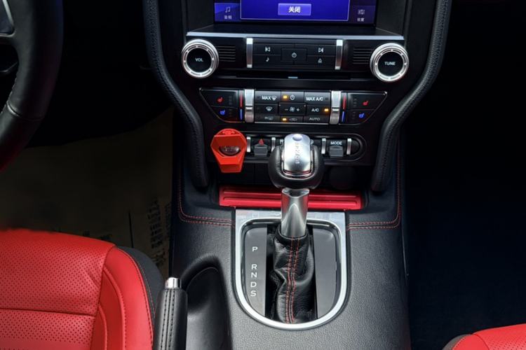 Used Ford Mustang 2021 2.3T EcoBoost Interior 8