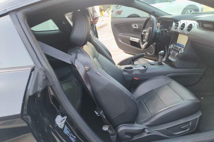 Used Ford Mustang 2021 2.3T EcoBoost Right Front Seat