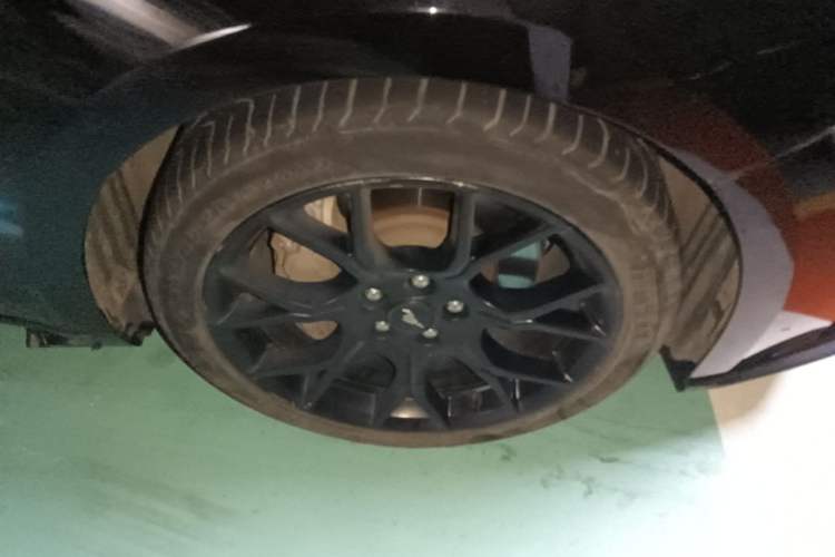 Used Ford Mustang 2021 2.3T EcoBoost Right Front Wheel Hub