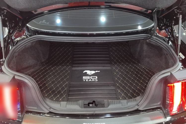 Used Ford Mustang 2021 2.3T EcoBoost Trunk