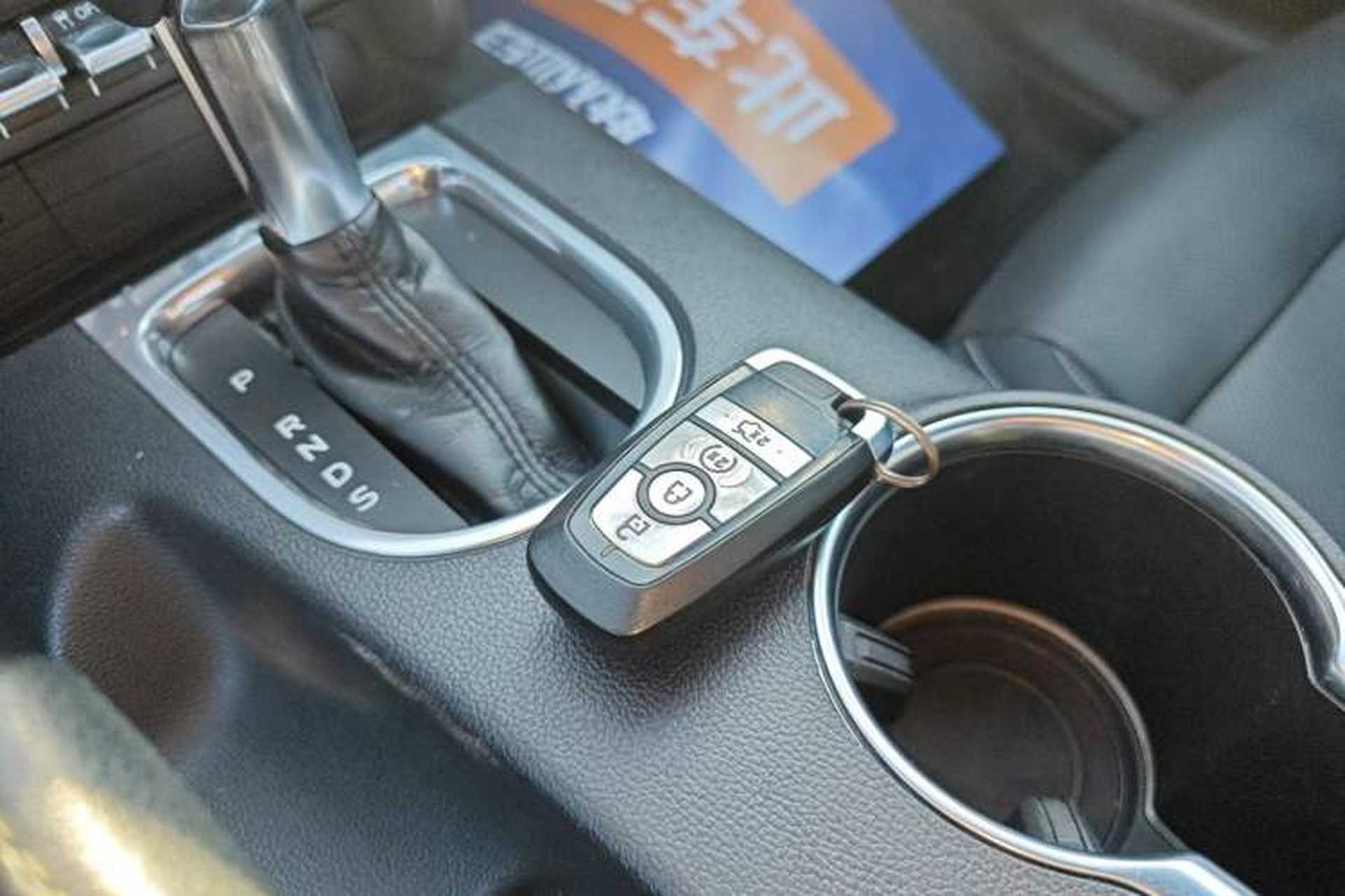 Used Ford Mustang 2021 2.3T EcoBoost Interior 1