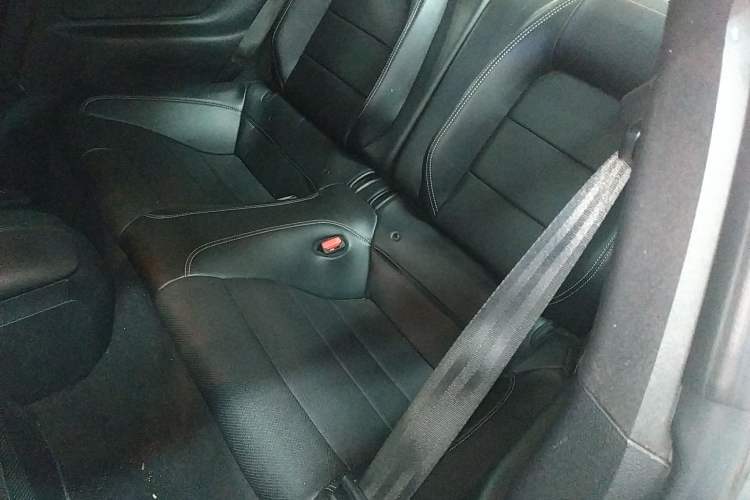 Used Ford Mustang 2021 2.3T EcoBoost Interior 4