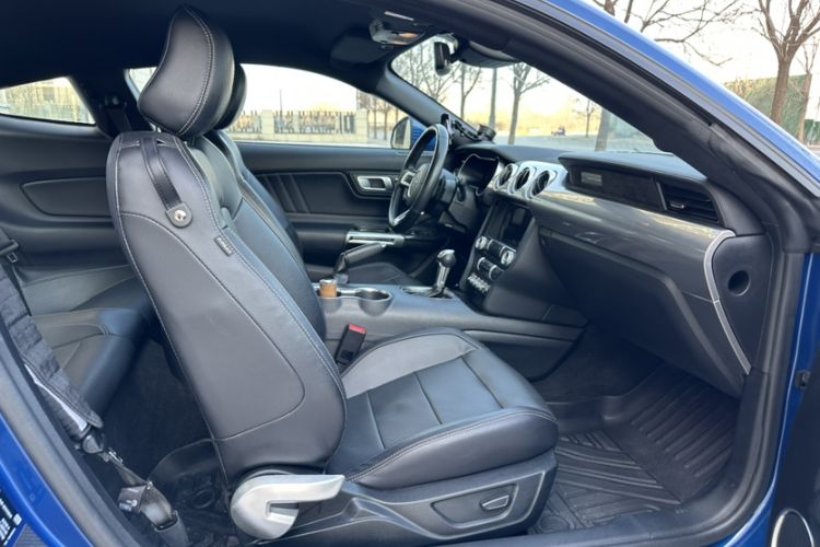 Used Ford Mustang 2021 2.3T EcoBoost Right Front Seat