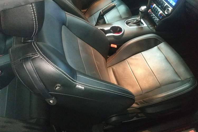 Used Ford Mustang 2021 2.3T EcoBoost Right Front Seat