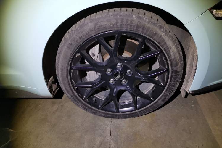 Used Ford Mustang 2021 2.3T EcoBoost Right Front Wheel Hub