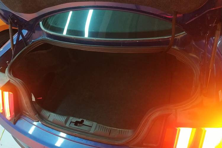 Used Ford Mustang 2021 2.3T EcoBoost Trunk