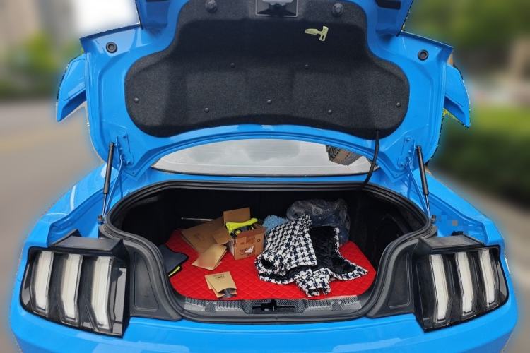 Used Ford Mustang 2021 2.3T EcoBoost Trunk