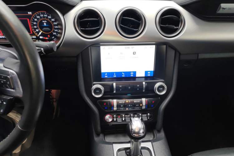 Used Ford Mustang 2021 2.3T EcoBoost Audio And AC Panel