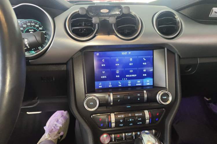 Used Ford Mustang 2021 2.3T EcoBoost Audio And AC Panel