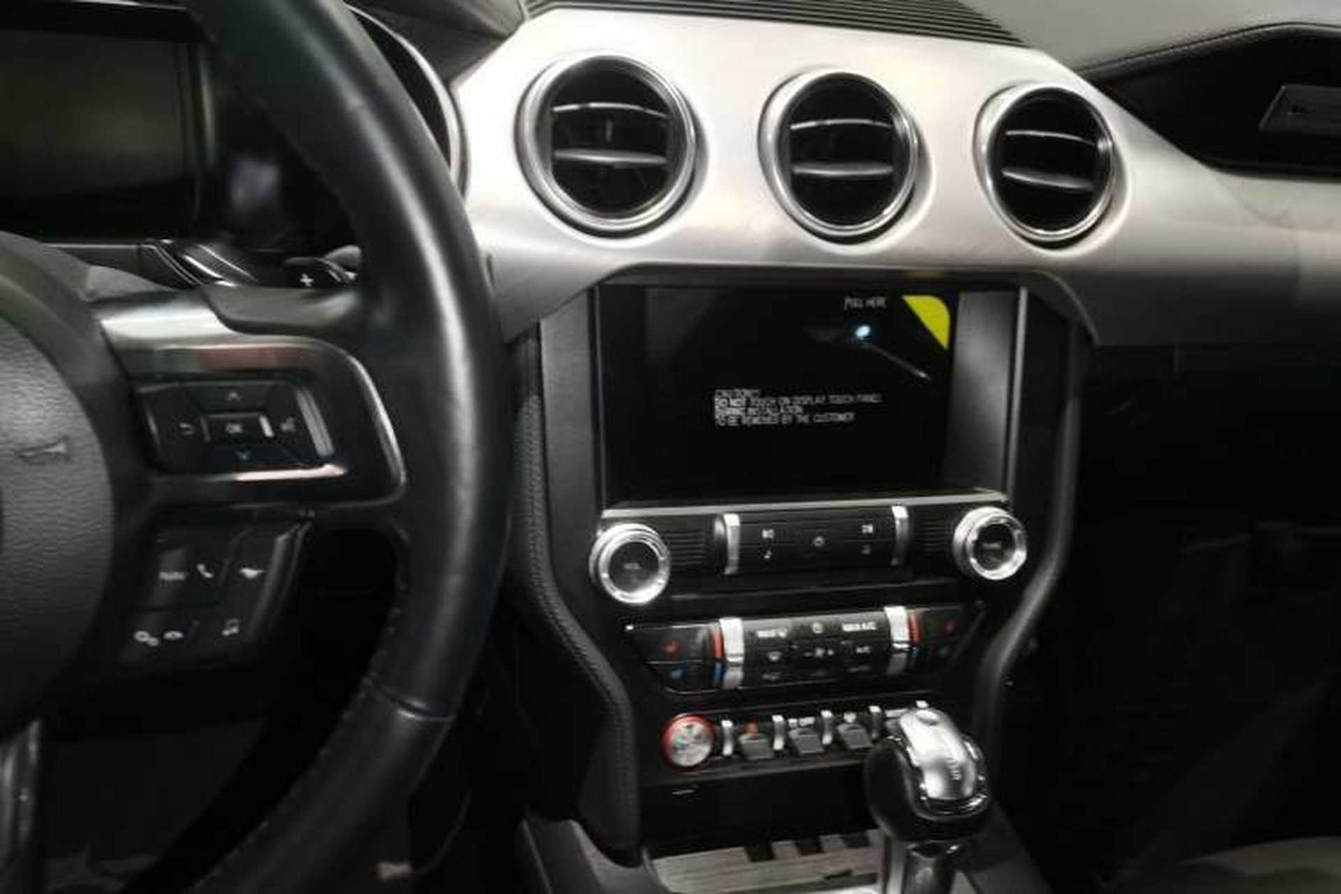 Used Ford Mustang 2021 2.3T EcoBoost Audio And AC Panel