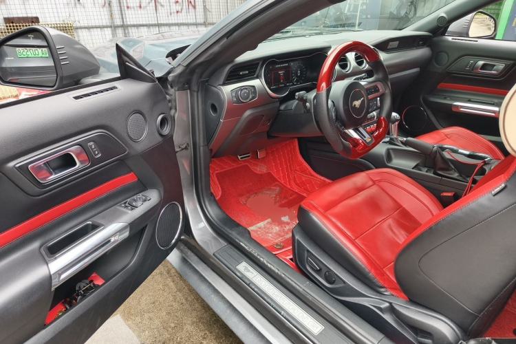 Used Ford Mustang  Driver Seat