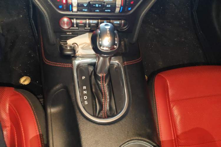 Used Ford Mustang 2021 2.3T EcoBoost Obsidian Phantom Special Edition Gear Lever