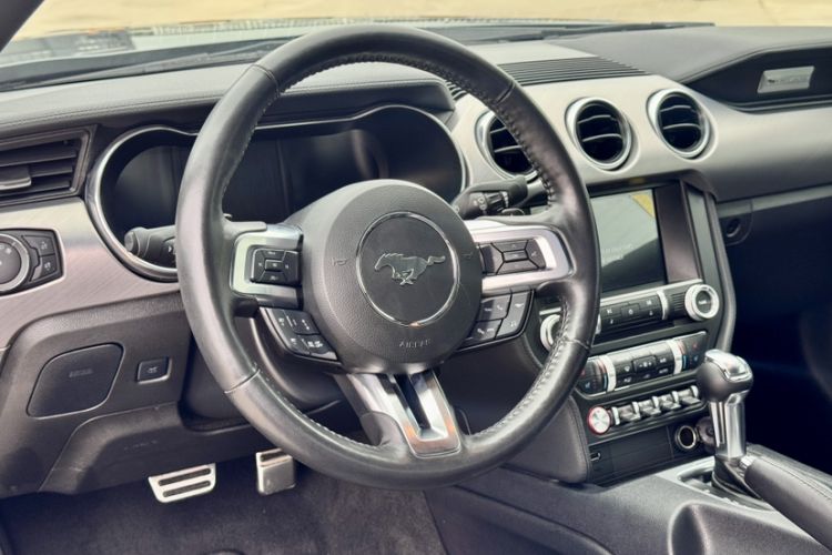 Used Ford Mustang 2021 2.3T EcoBoost Interior 1