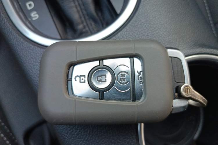 Used Ford Mustang 2021 2.3T EcoBoost Interior 1