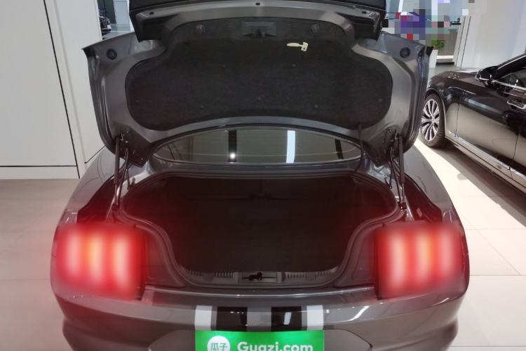 Used Ford Mustang 2021 2.3T EcoBoost Trunk