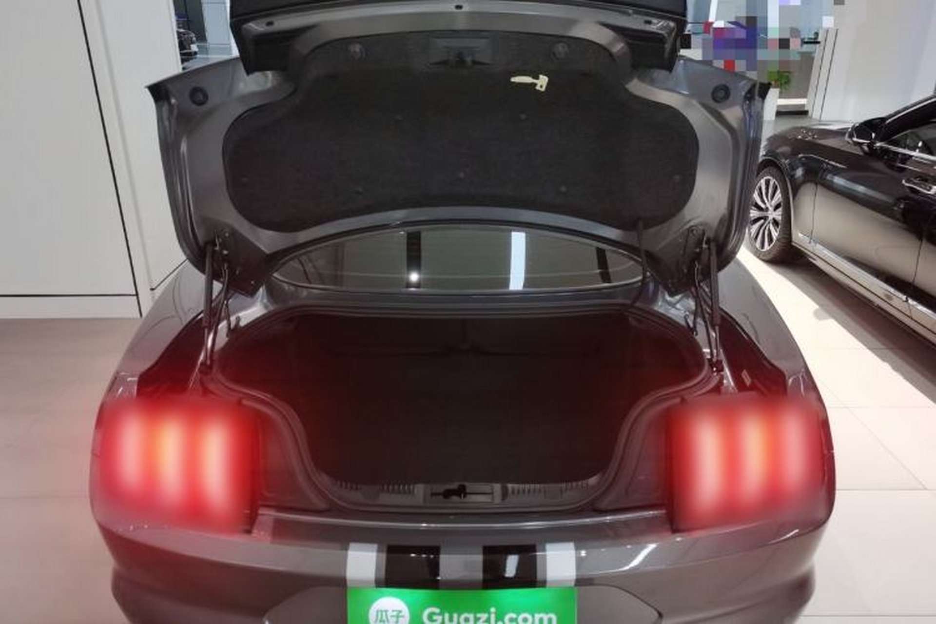 Used Ford Mustang 2021 2.3T EcoBoost Trunk