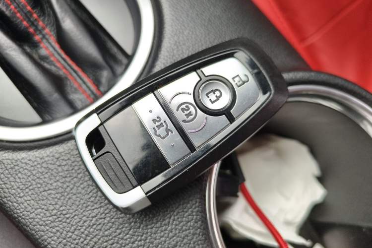 Used Ford Mustang  Vehicle Key
