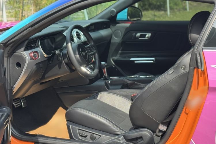 Used Ford Mustang 2021 2.3T EcoBoost Interior 6