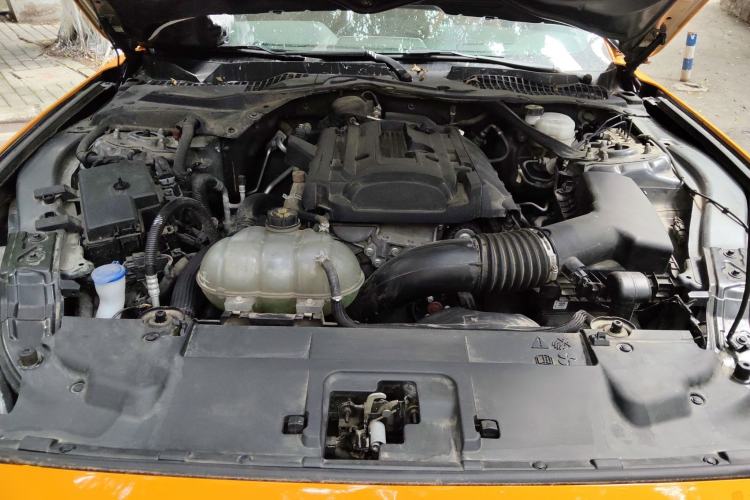 Used Ford Mustang 2021 2.3T EcoBoost Engine Bay