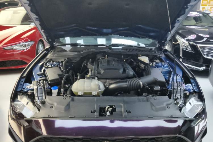 Used Ford Mustang 2021 2.3T EcoBoost Engine Bay