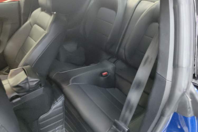 Used Ford Mustang 2021 2.3T EcoBoost Interior 4